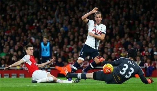 队轻松取胜 队轻松取胜